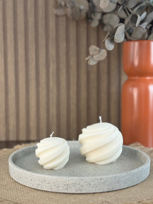 Set of 2 Decorative Swirl Candles